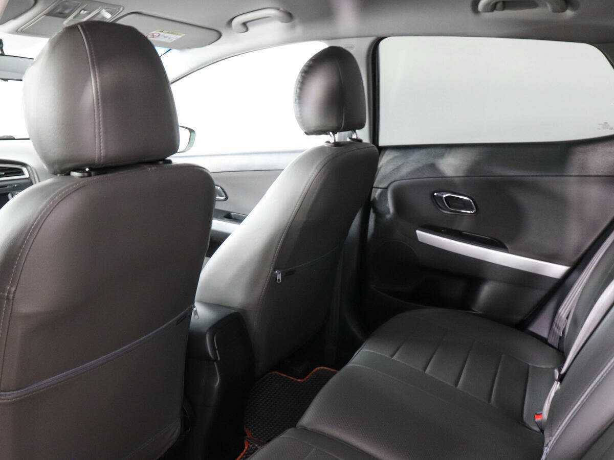 Купить Kia Ceed с пробегом. Фото: #9
