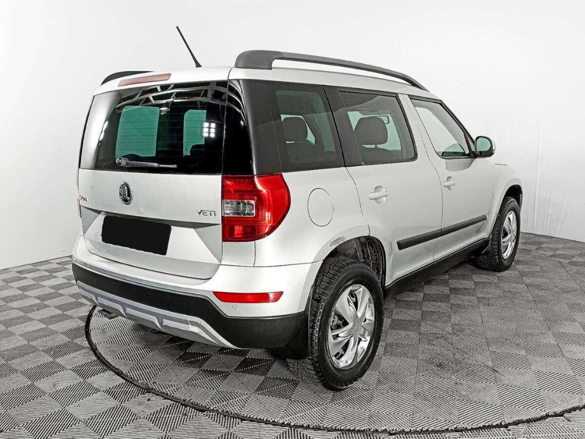 Купить Skoda Yeti с пробегом. Фото: #4