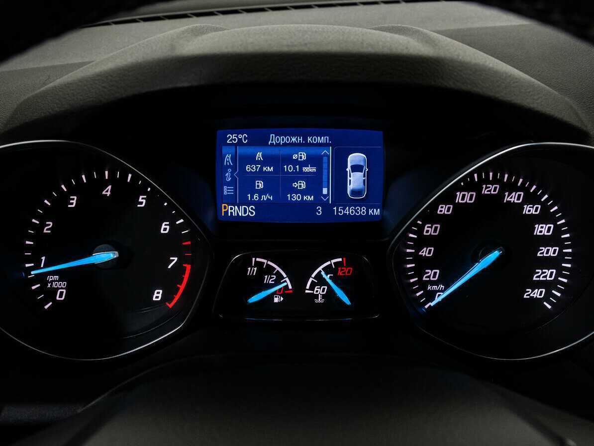 Купить Ford Kuga с пробегом. Фото: #16