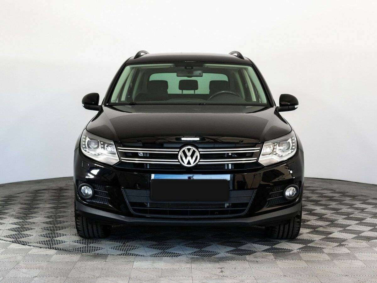 Купить Volkswagen Tiguan с пробегом. Фото: #1