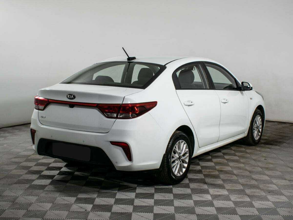 Купить Kia Rio с пробегом. Фото: #3
