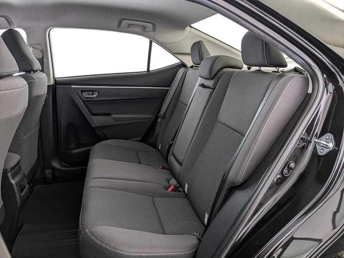 Купить Toyota Corolla с пробегом. Фото: #17
