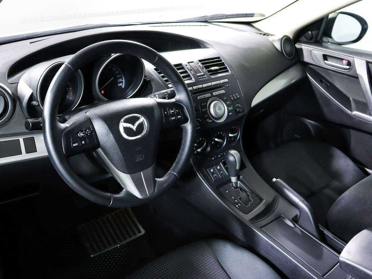 Купить Mazda 3 с пробегом. Фото: #13