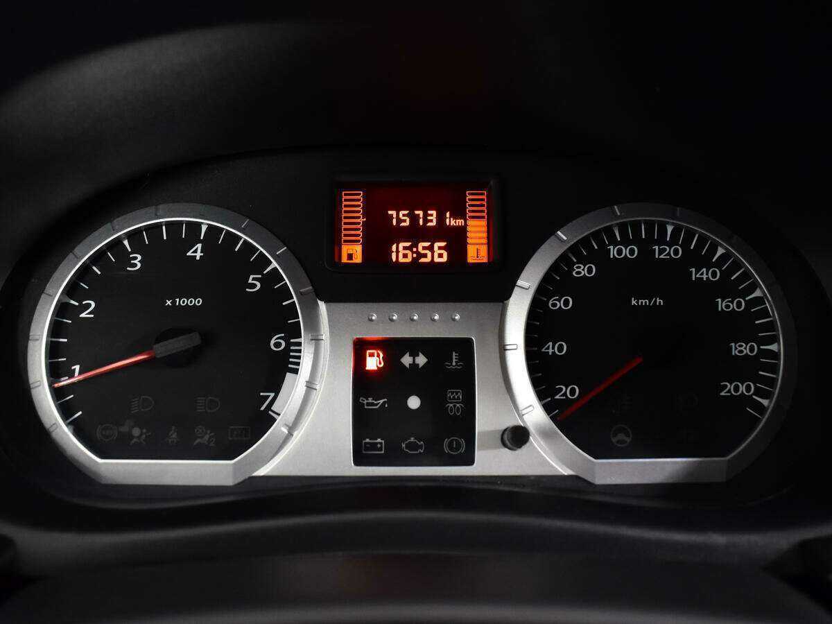 Купить Lada (ВАЗ) Largus с пробегом. Фото: #10