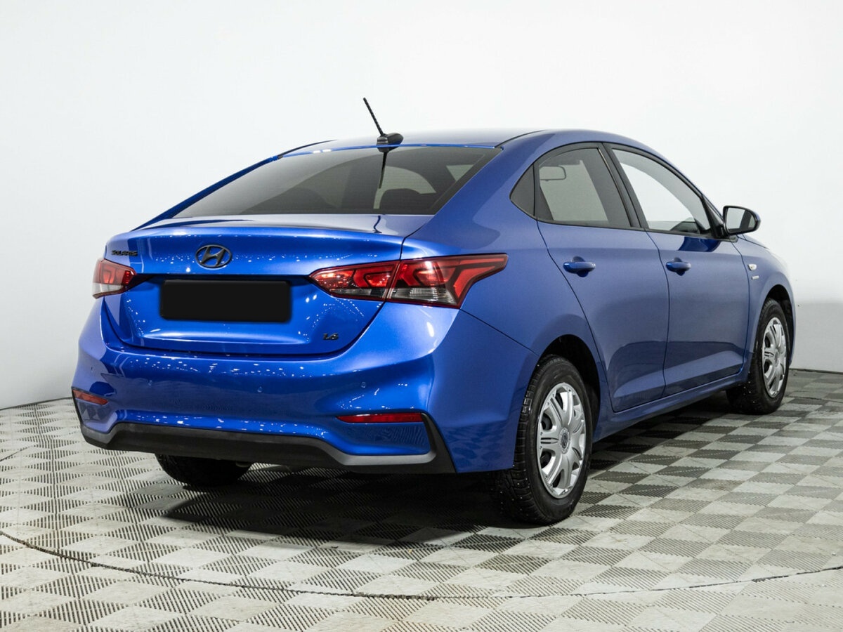 Купить Hyundai Solaris с пробегом. Фото: #4