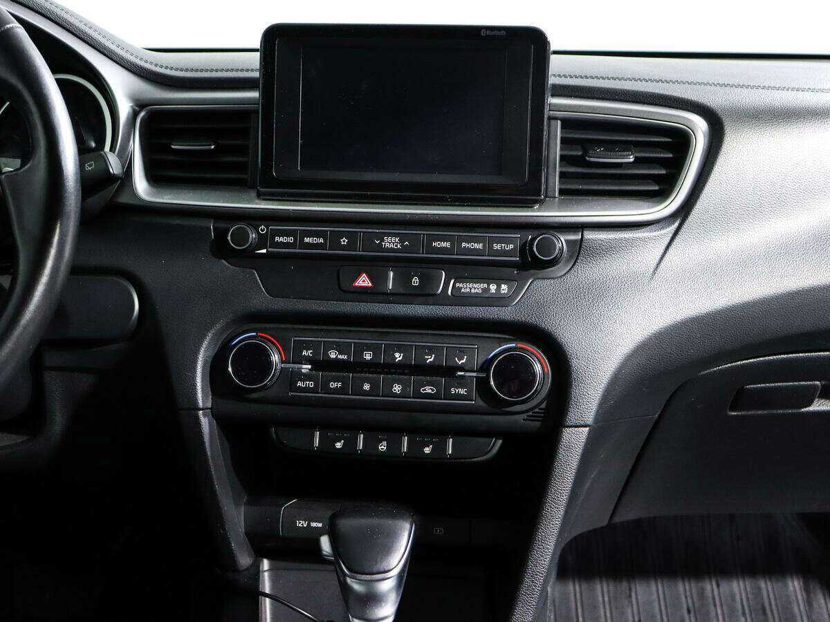 Купить Kia Ceed с пробегом. Фото: #10