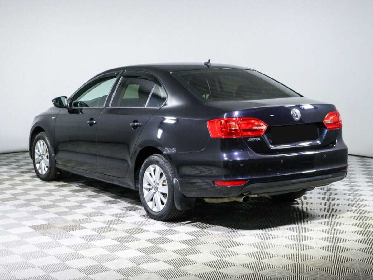 Купить Volkswagen Jetta с пробегом. Фото: #5