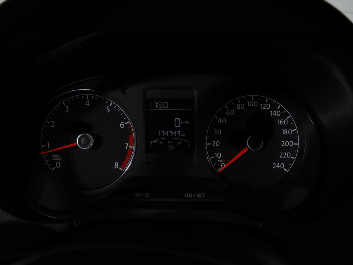 Купить Volkswagen Polo с пробегом. Фото: #12