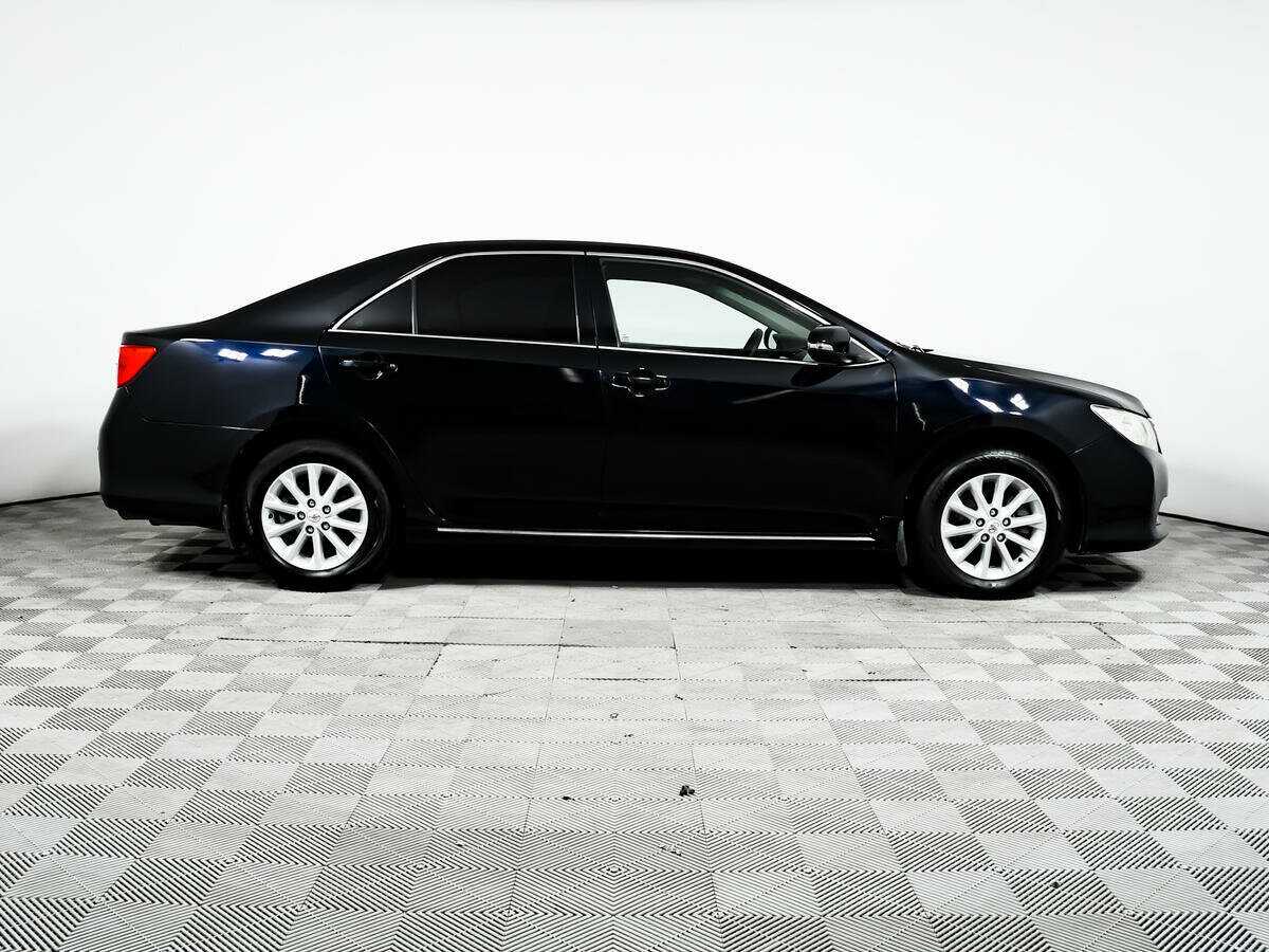 Купить Toyota Camry с пробегом. Фото: #3