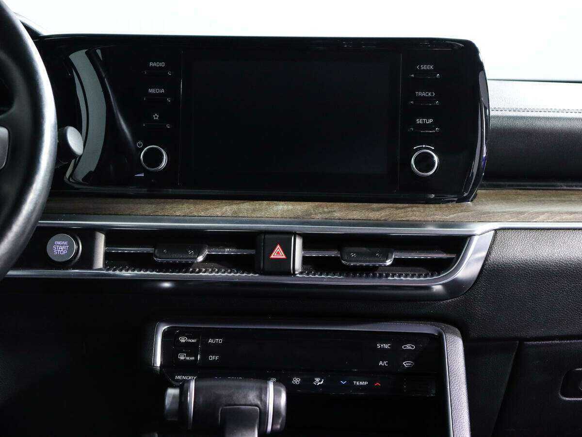 Купить Kia K5 с пробегом. Фото: #8