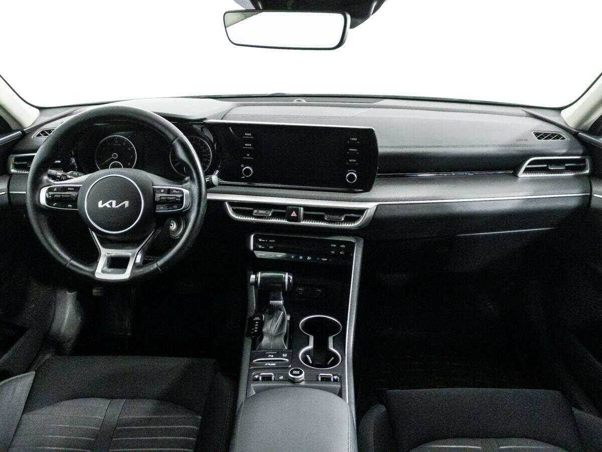 Купить Kia K5 с пробегом. Фото: #10