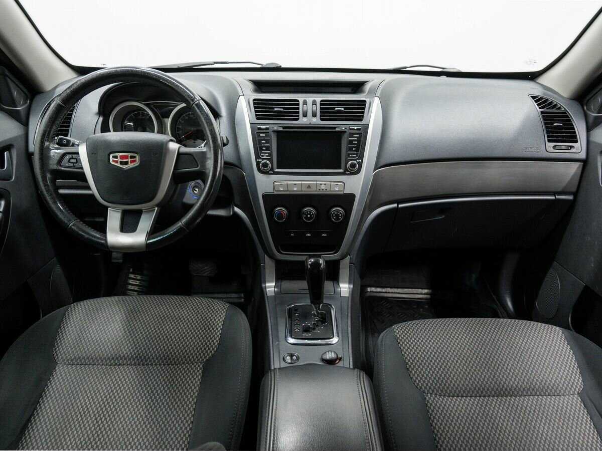 Купить Geely Emgrand X7 с пробегом. Фото: #9