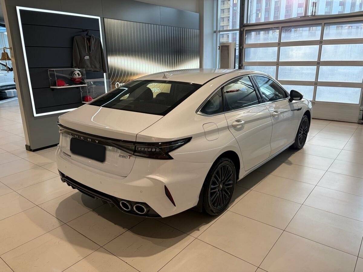 Купить Chery Arrizo 8 с пробегом. Фото: #3