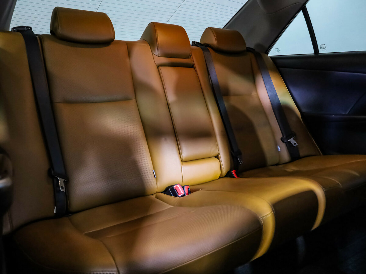 Купить Toyota Camry с пробегом. Фото: #21