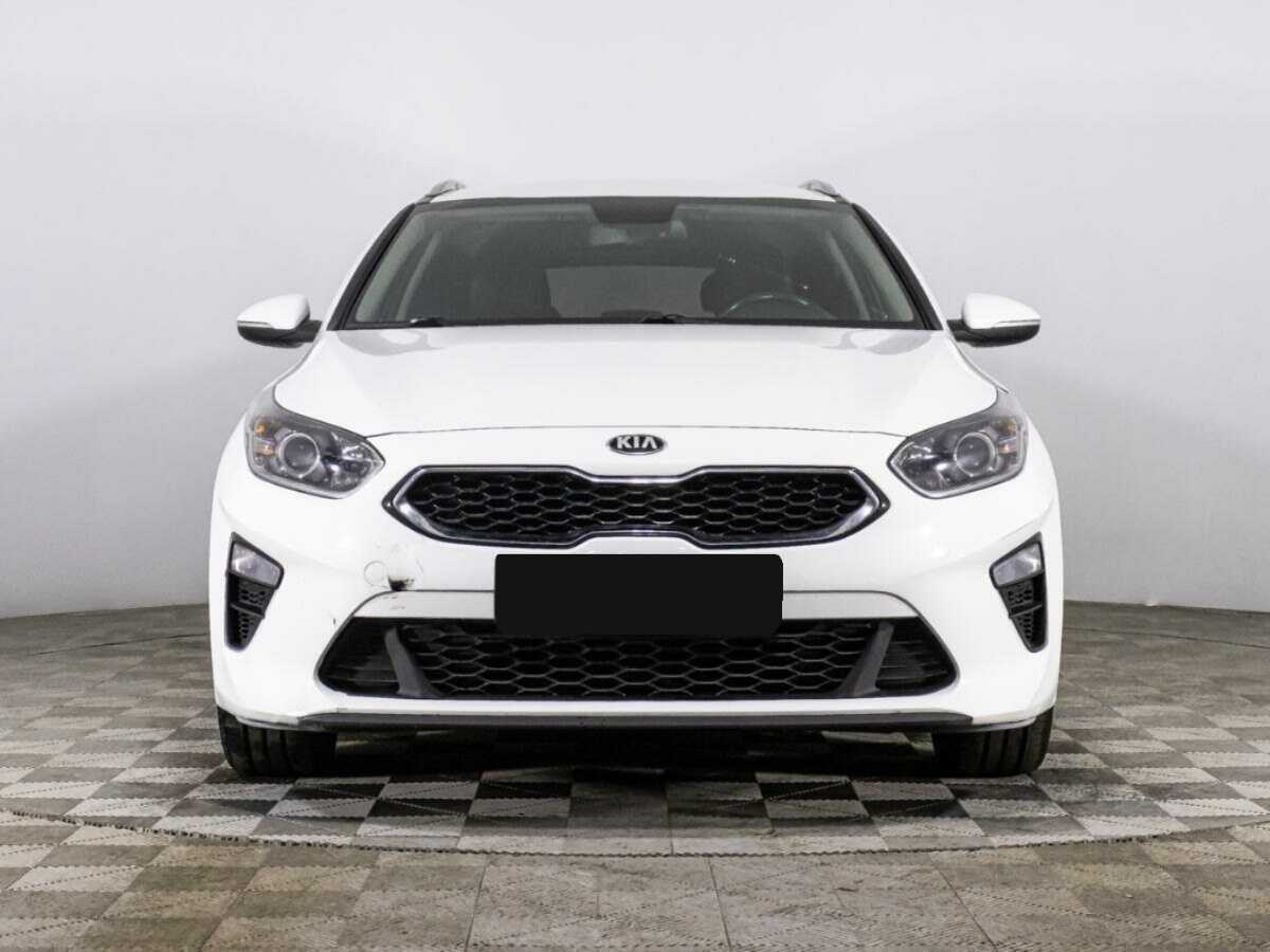 Купить Kia Ceed с пробегом. Фото: #1