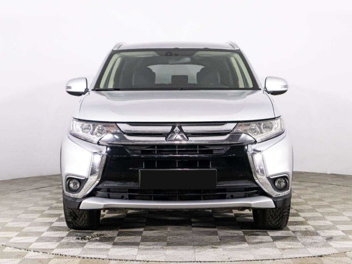 Купить Mitsubishi Outlander с пробегом. Фото: #1