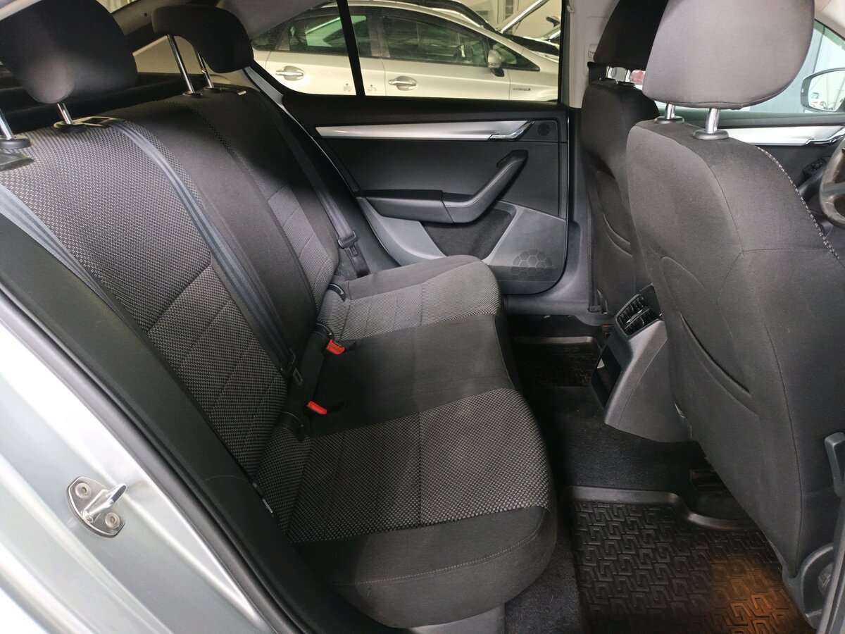Купить Skoda Octavia с пробегом. Фото: #14