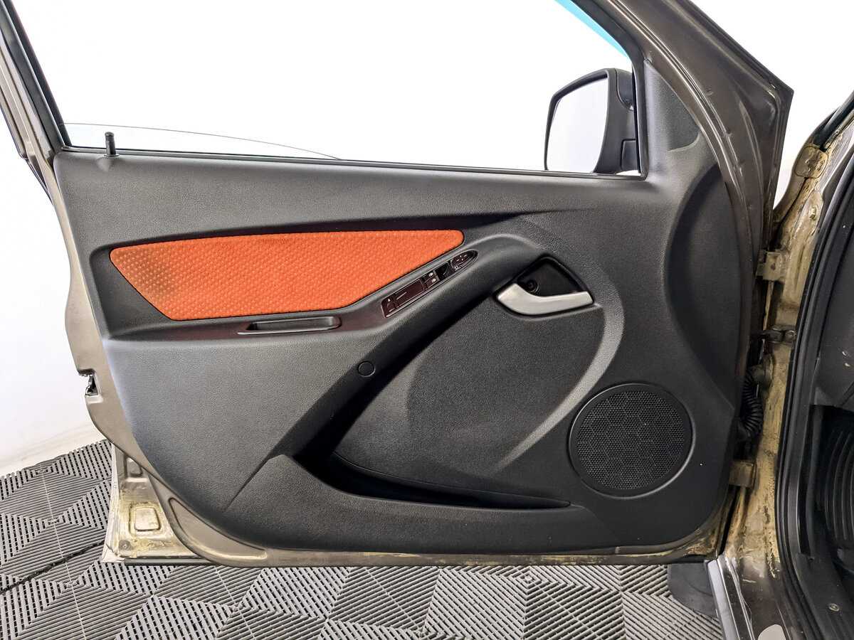 Купить Lada (ВАЗ) Kalina с пробегом. Фото: #14