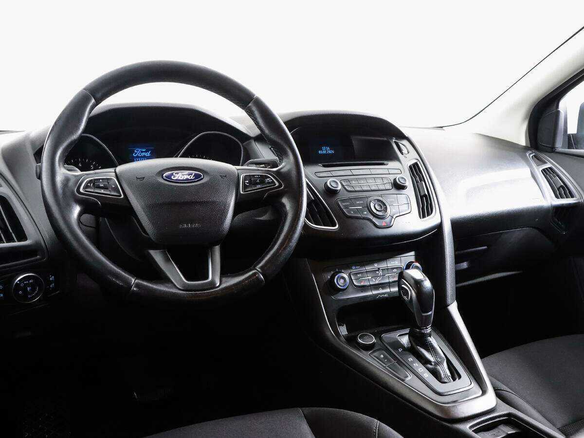 Купить Ford Focus с пробегом. Фото: #10