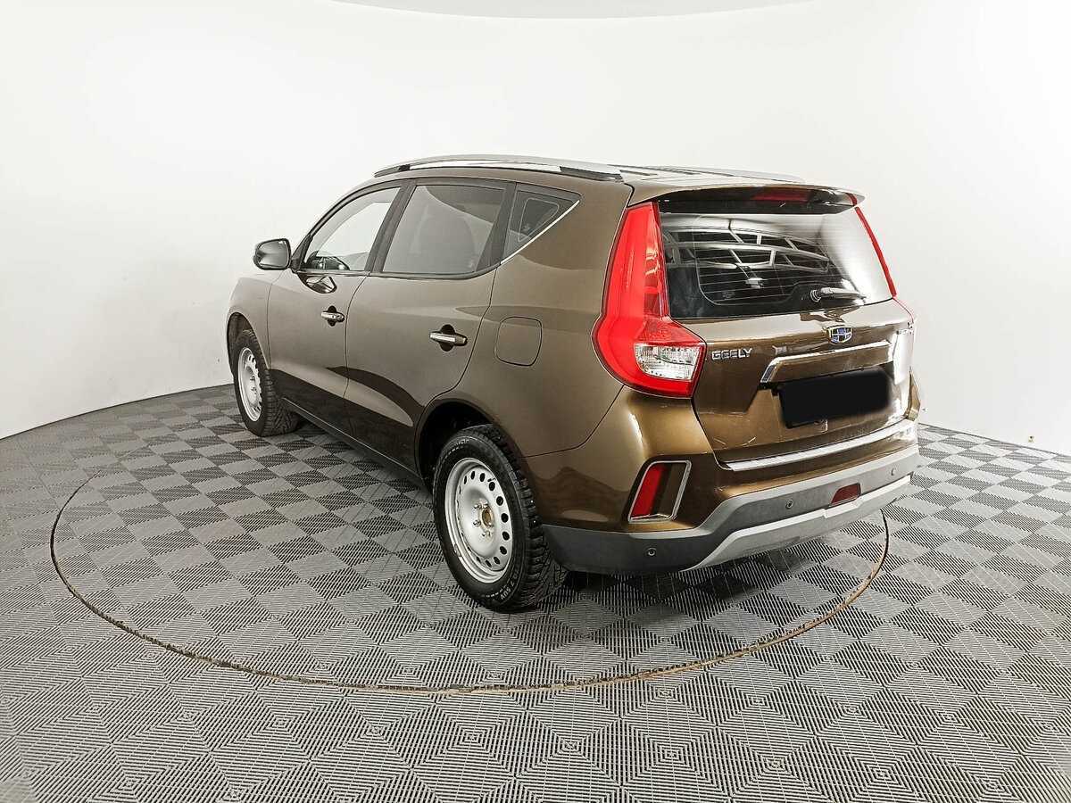 Купить Geely Emgrand X7 с пробегом. Фото: #6