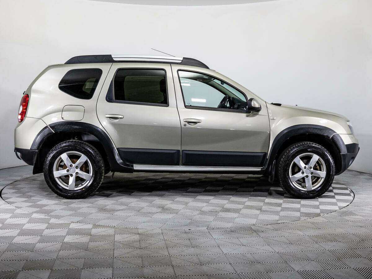 Купить Renault Duster с пробегом. Фото: #3
