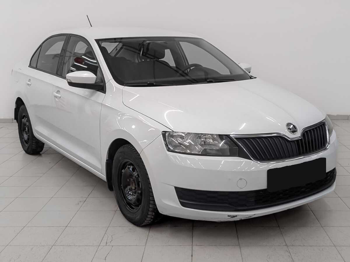 Купить Skoda Rapid с пробегом. Фото: #2
