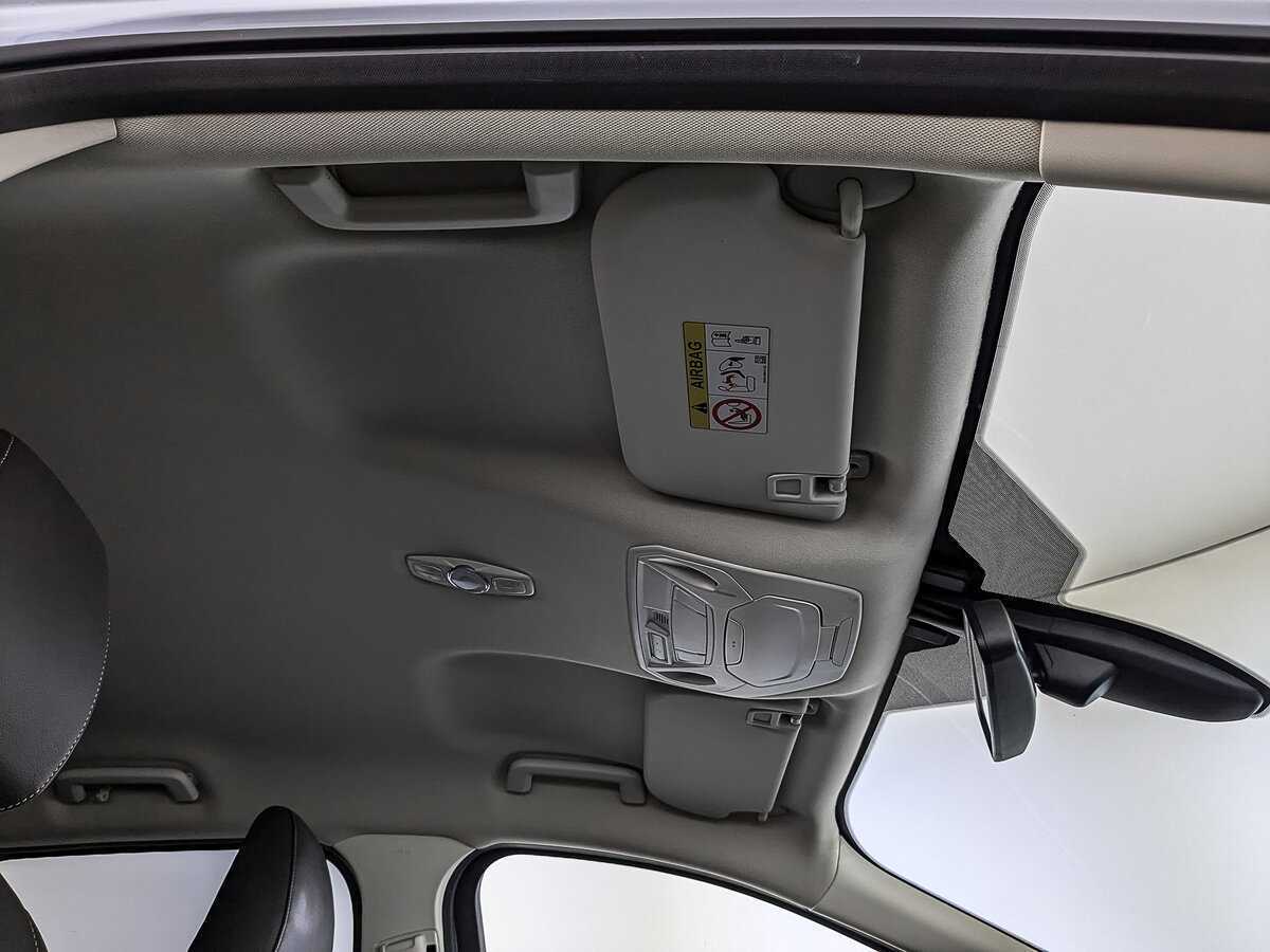 Купить Ford Kuga с пробегом. Фото: #22