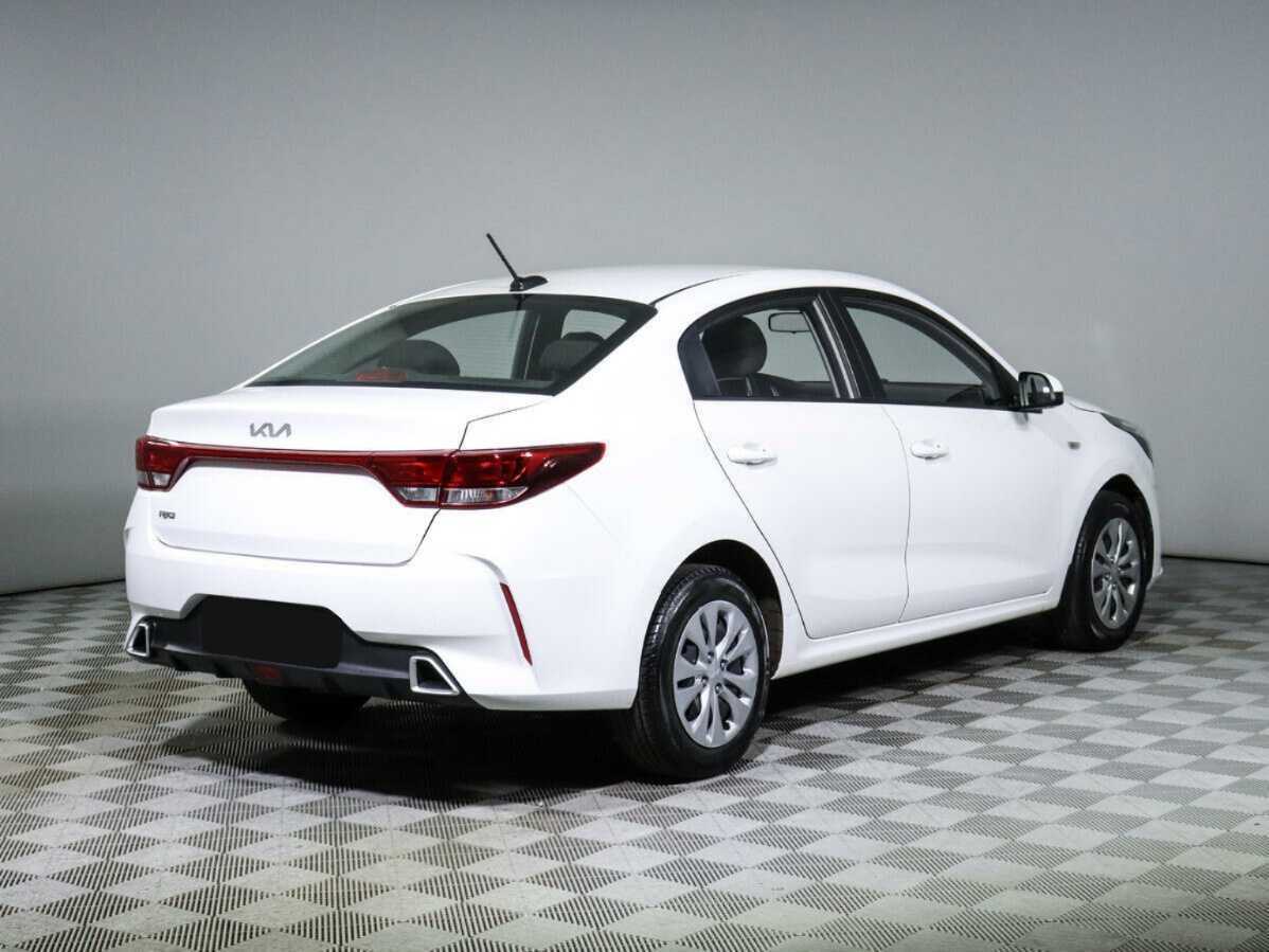 Купить Kia Rio с пробегом. Фото: #4