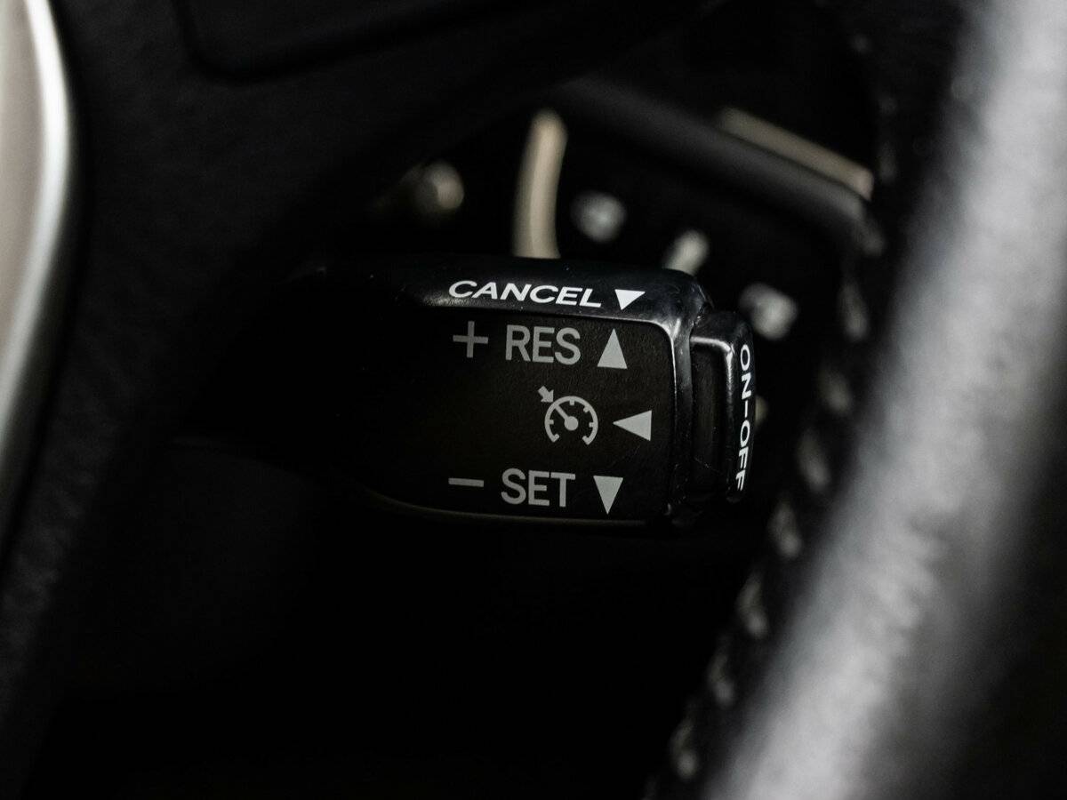 Купить Toyota Corolla с пробегом. Фото: #16