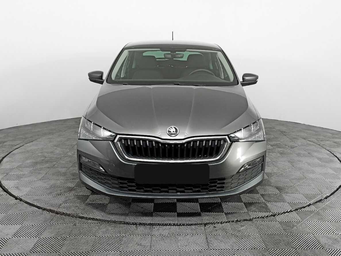 Купить Skoda Rapid с пробегом. Фото: #1