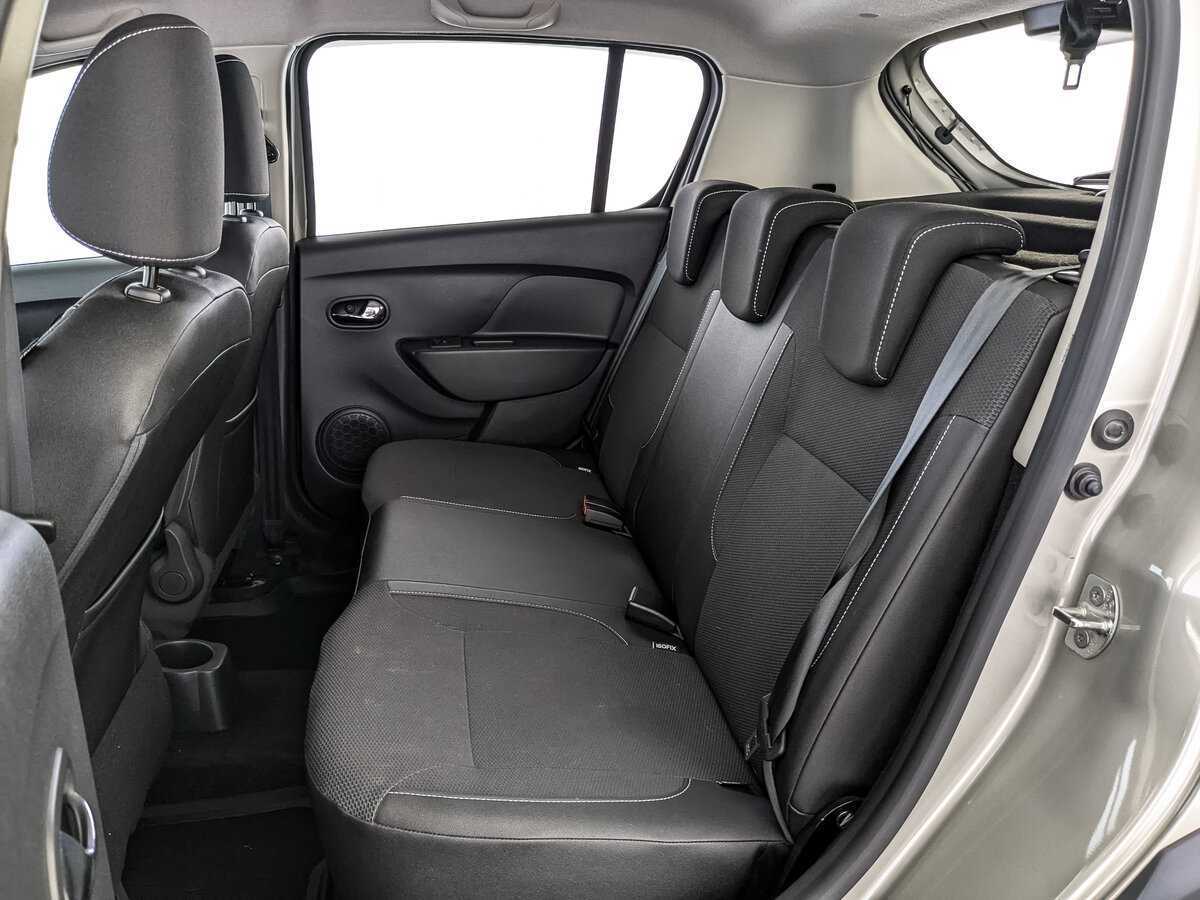 Купить Renault Sandero с пробегом. Фото: #13