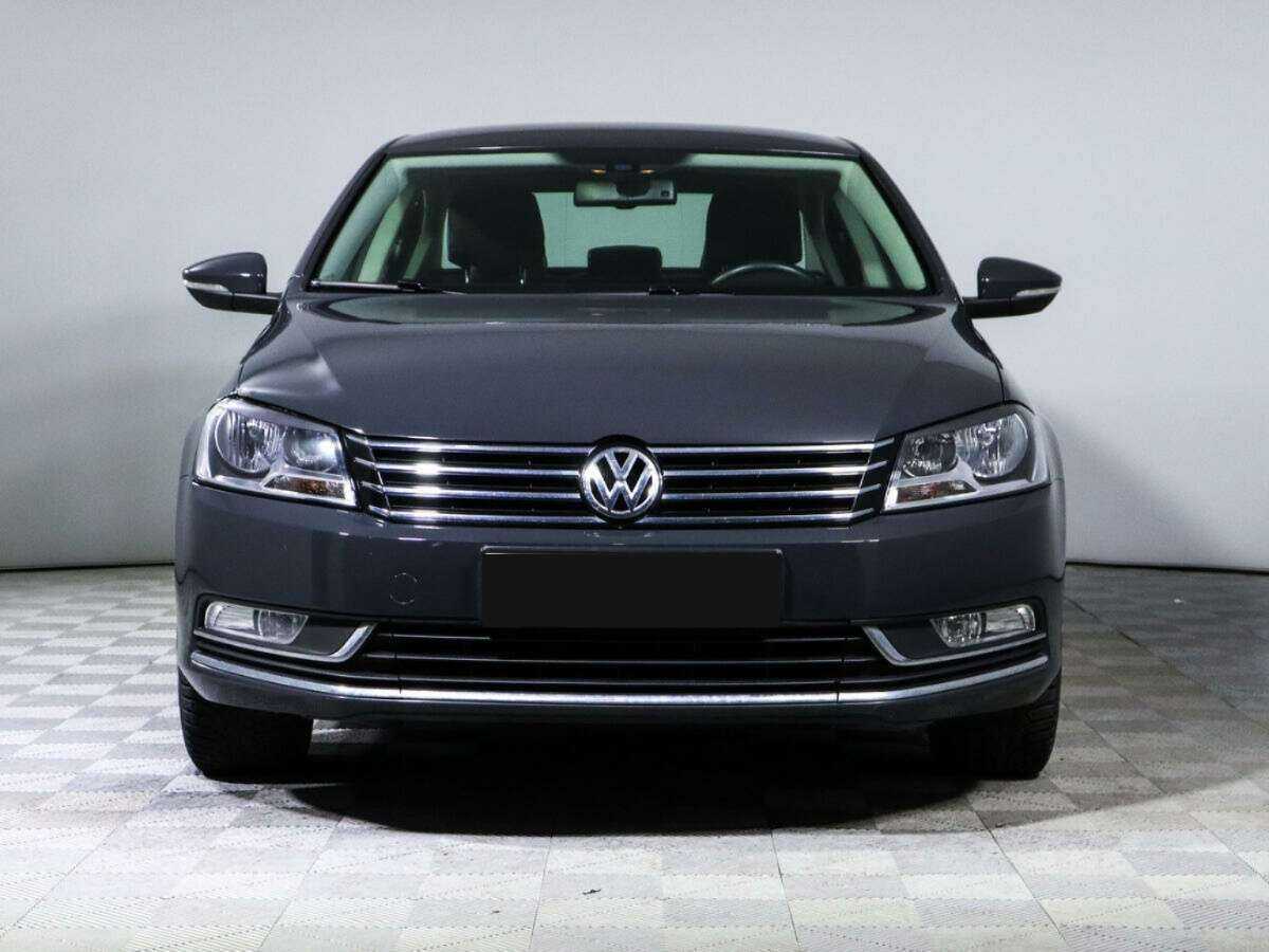 Купить Volkswagen Passat с пробегом. Фото: #1