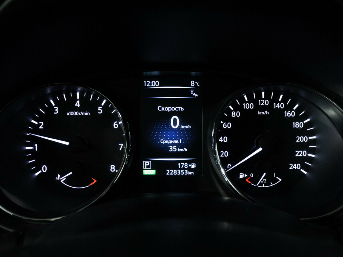 Купить Nissan X-Trail с пробегом. Фото: #9