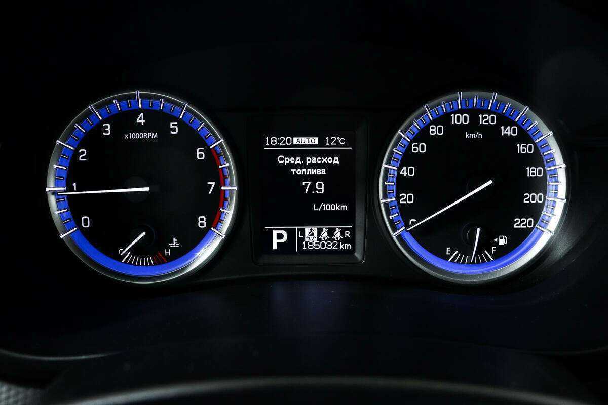 Купить Suzuki SX4 с пробегом. Фото: #9