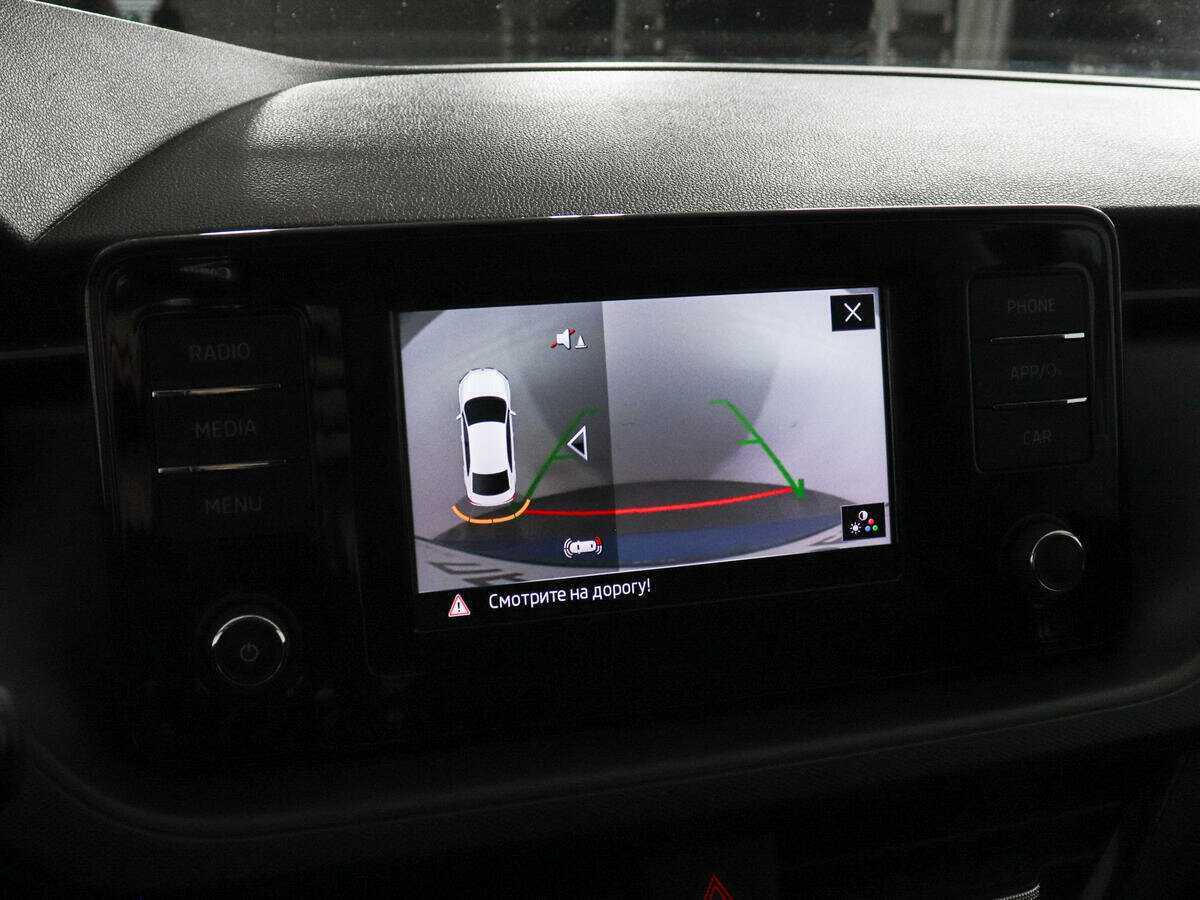 Купить Skoda Rapid с пробегом. Фото: #12