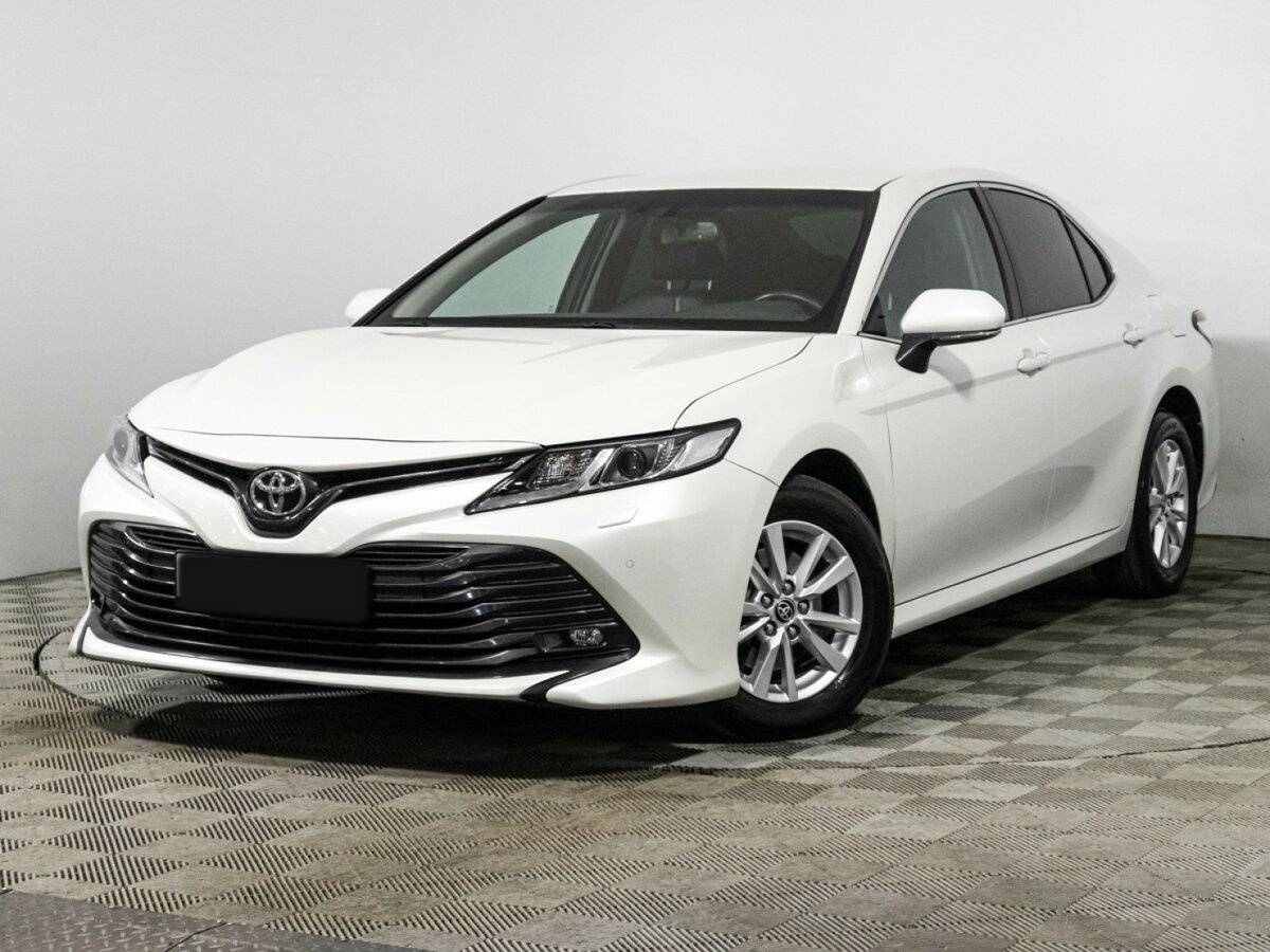 Купить Toyota Camry с пробегом. Посмотреть фото