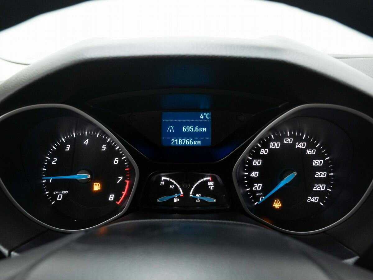 Купить Ford Focus с пробегом. Фото: #16