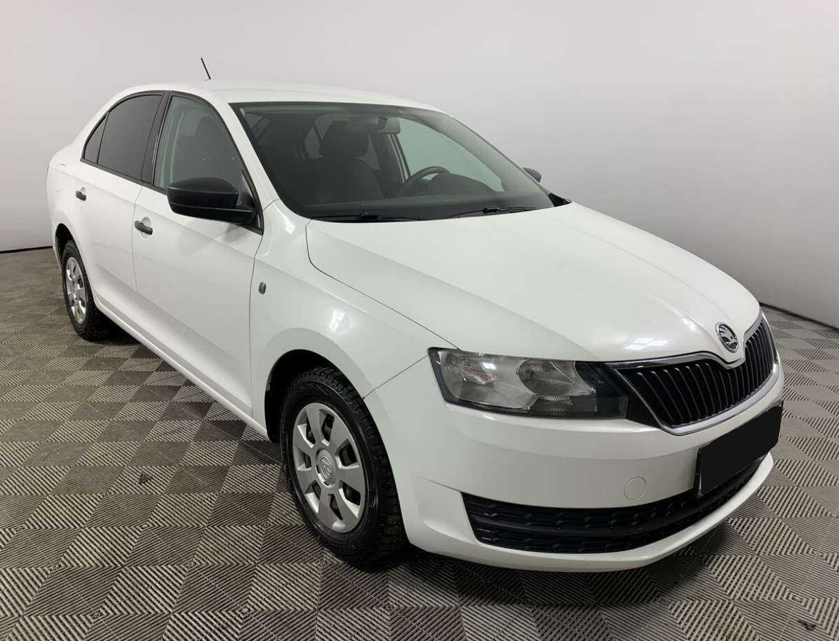 Купить Skoda Rapid с пробегом. Фото: #2