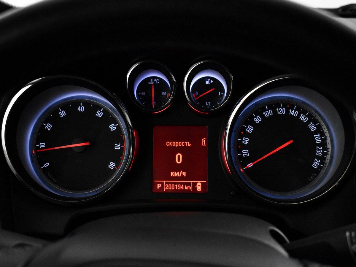 Купить Opel Astra с пробегом. Фото: #17