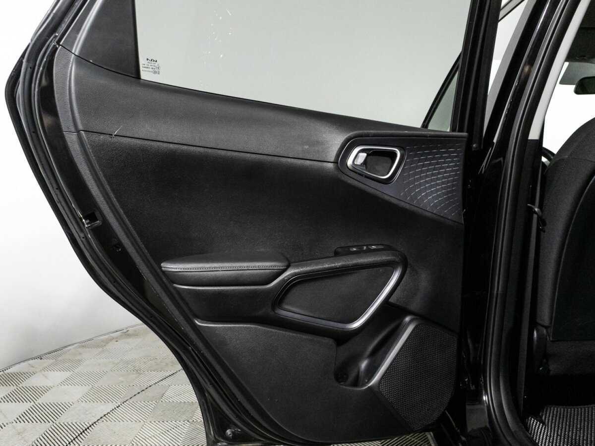 Купить Kia Soul с пробегом. Фото: #25