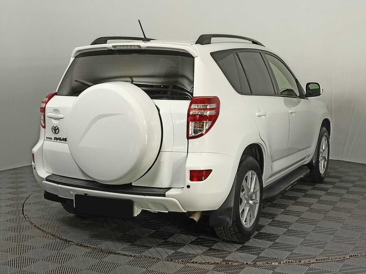 Купить Toyota RAV4 с пробегом. Фото: #3