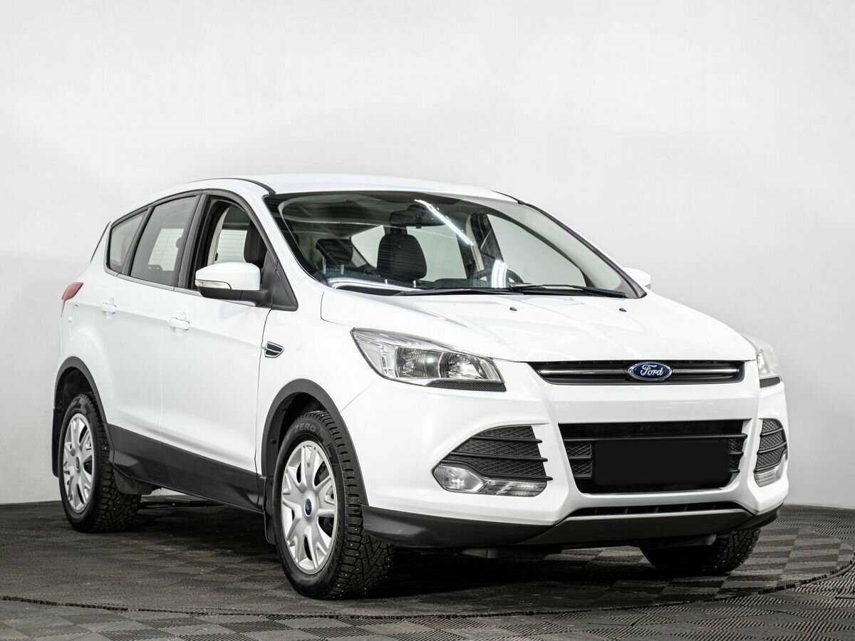 Купить Ford Kuga с пробегом. Фото: #2