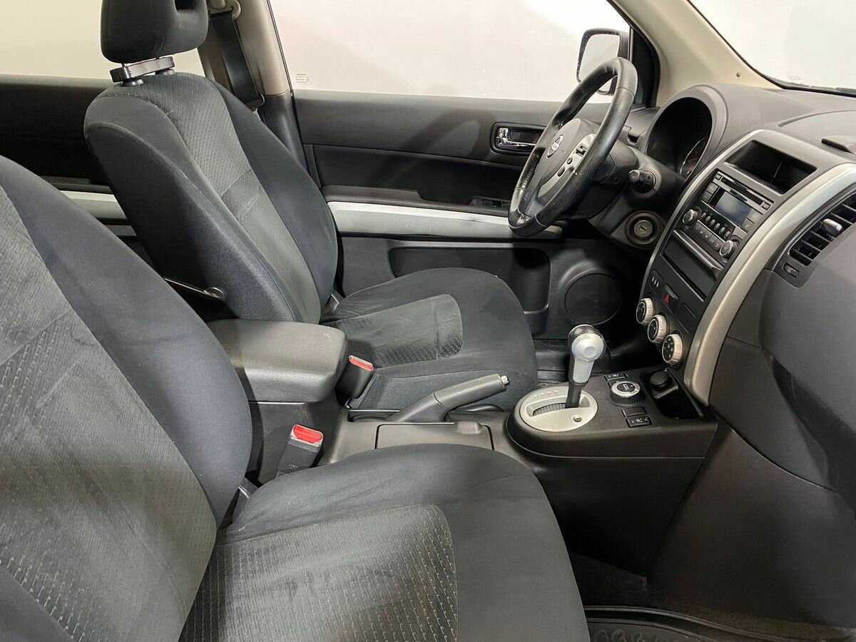 Купить Nissan X-Trail с пробегом. Фото: #9