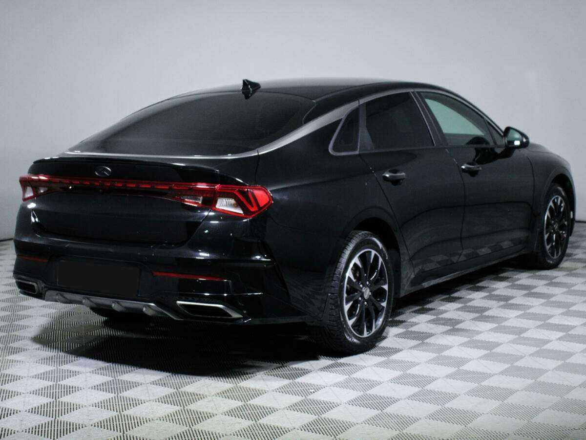 Купить Kia K5 с пробегом. Фото: #3