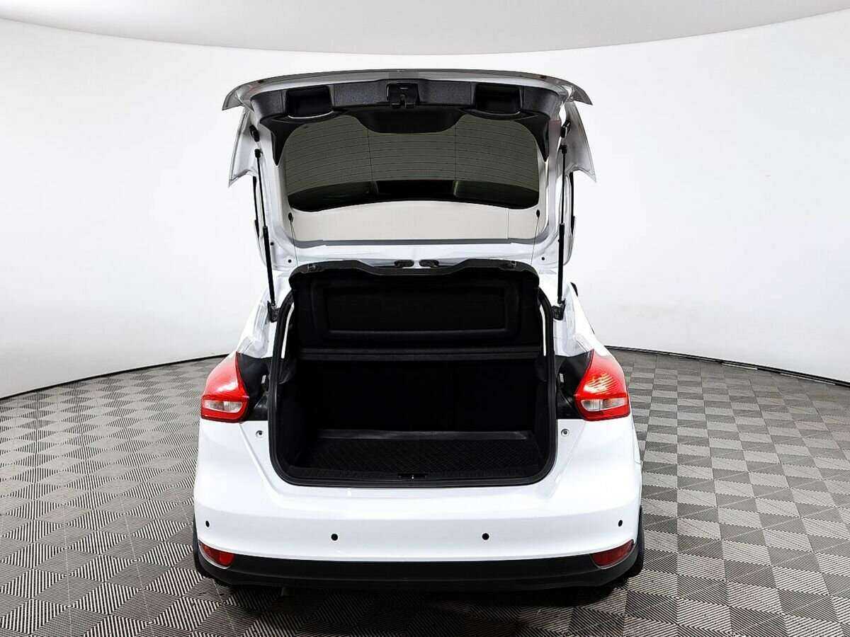 Купить Ford Focus с пробегом. Фото: #9
