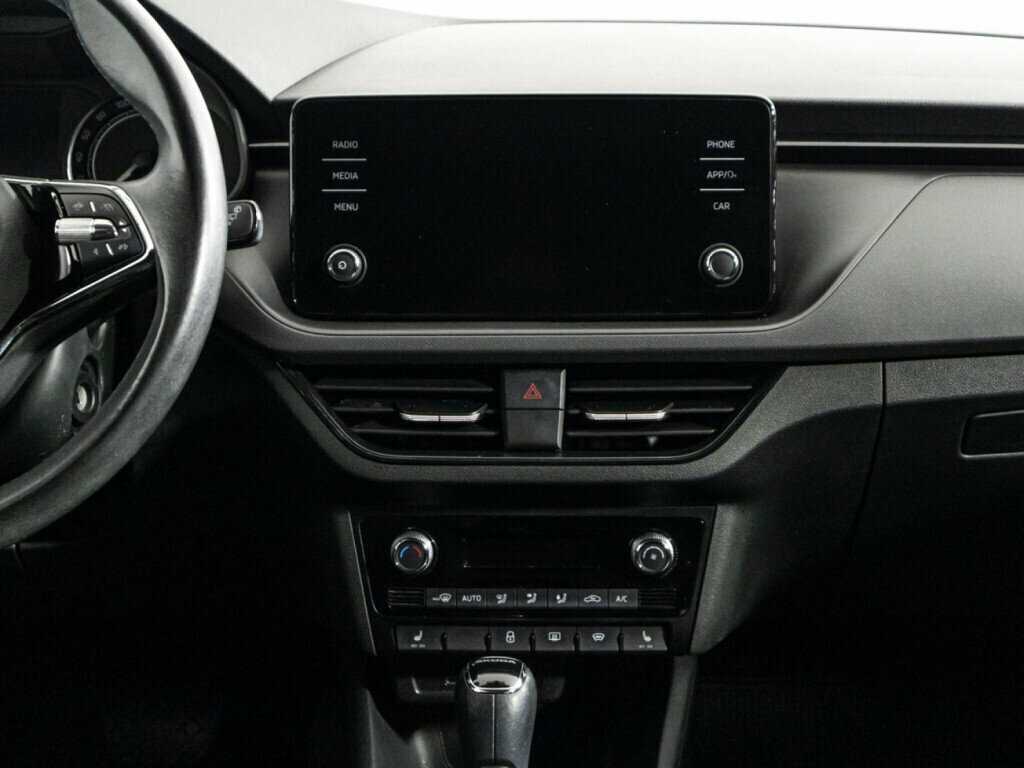 Купить Skoda Rapid с пробегом. Фото: #13