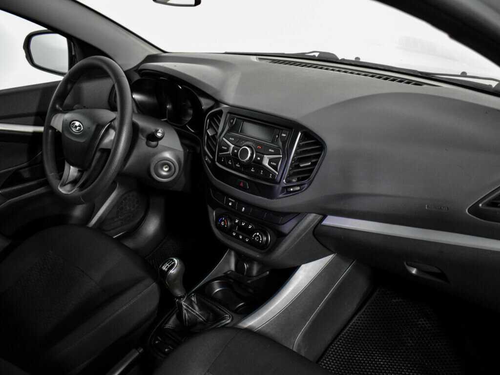 Купить Lada (ВАЗ) Vesta с пробегом. Фото: #12