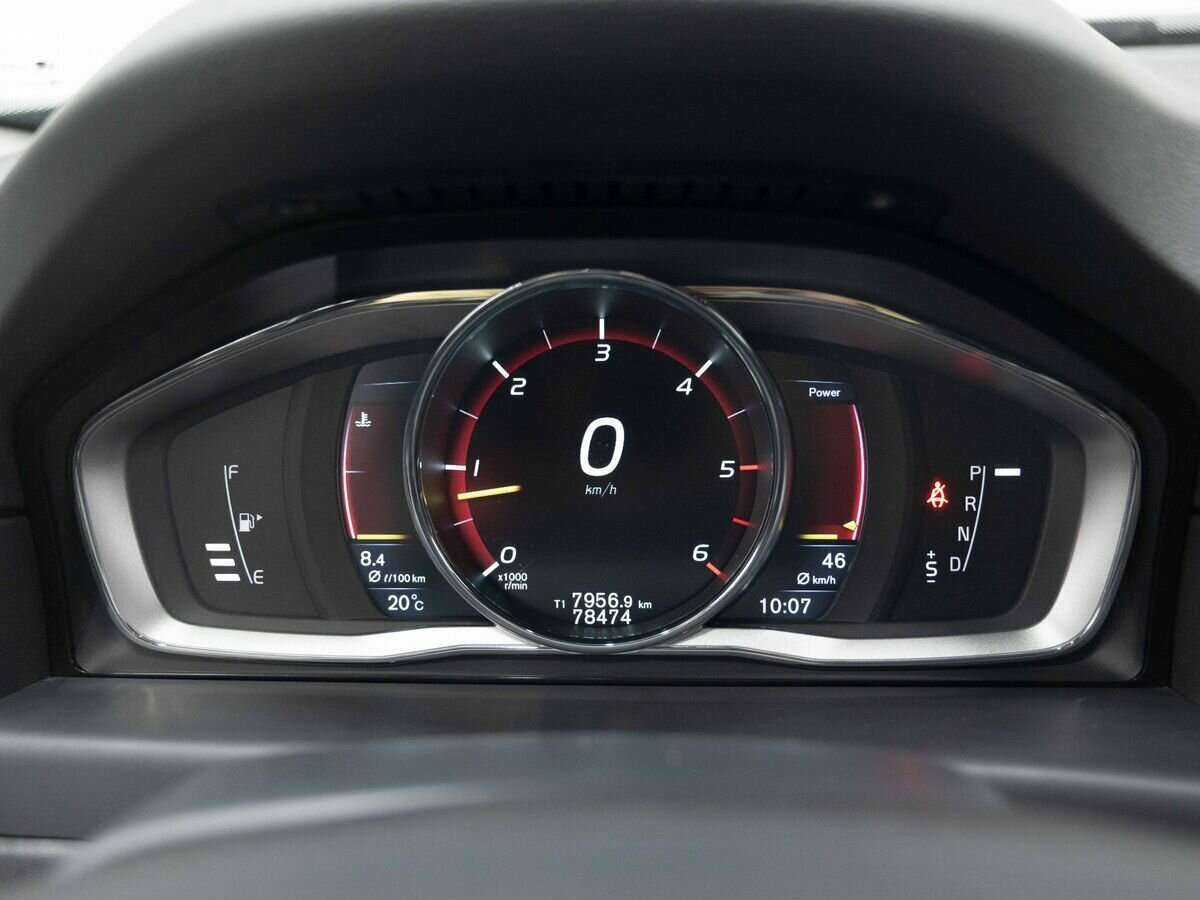 Купить Volvo XC70 с пробегом. Фото: #15