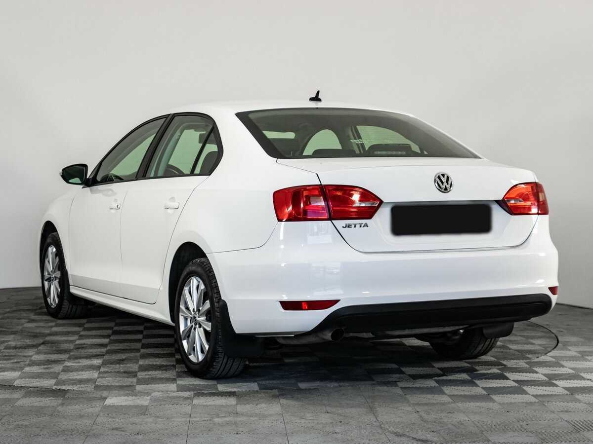 Купить Volkswagen Jetta с пробегом. Фото: #5