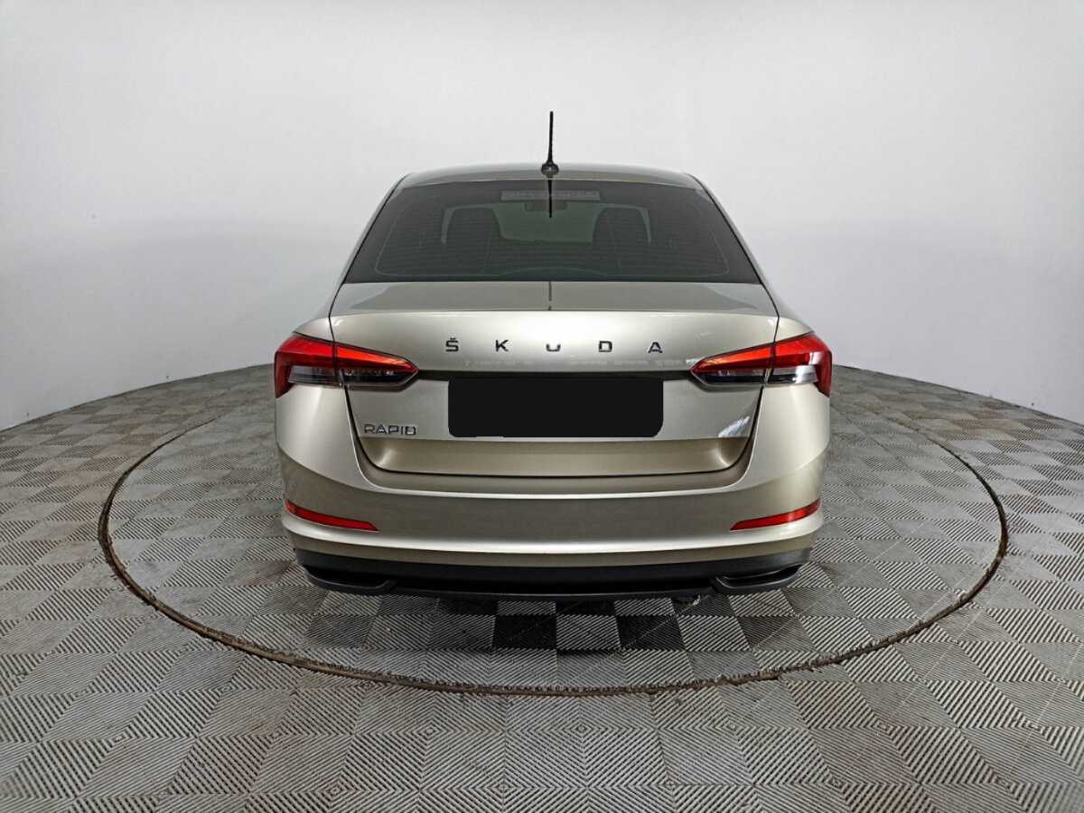 Купить Skoda Rapid с пробегом. Фото: #5